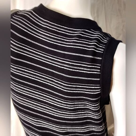 Kate spade Striped Black & White Sleeveless Dress Size Medium - Picture 9 of 13